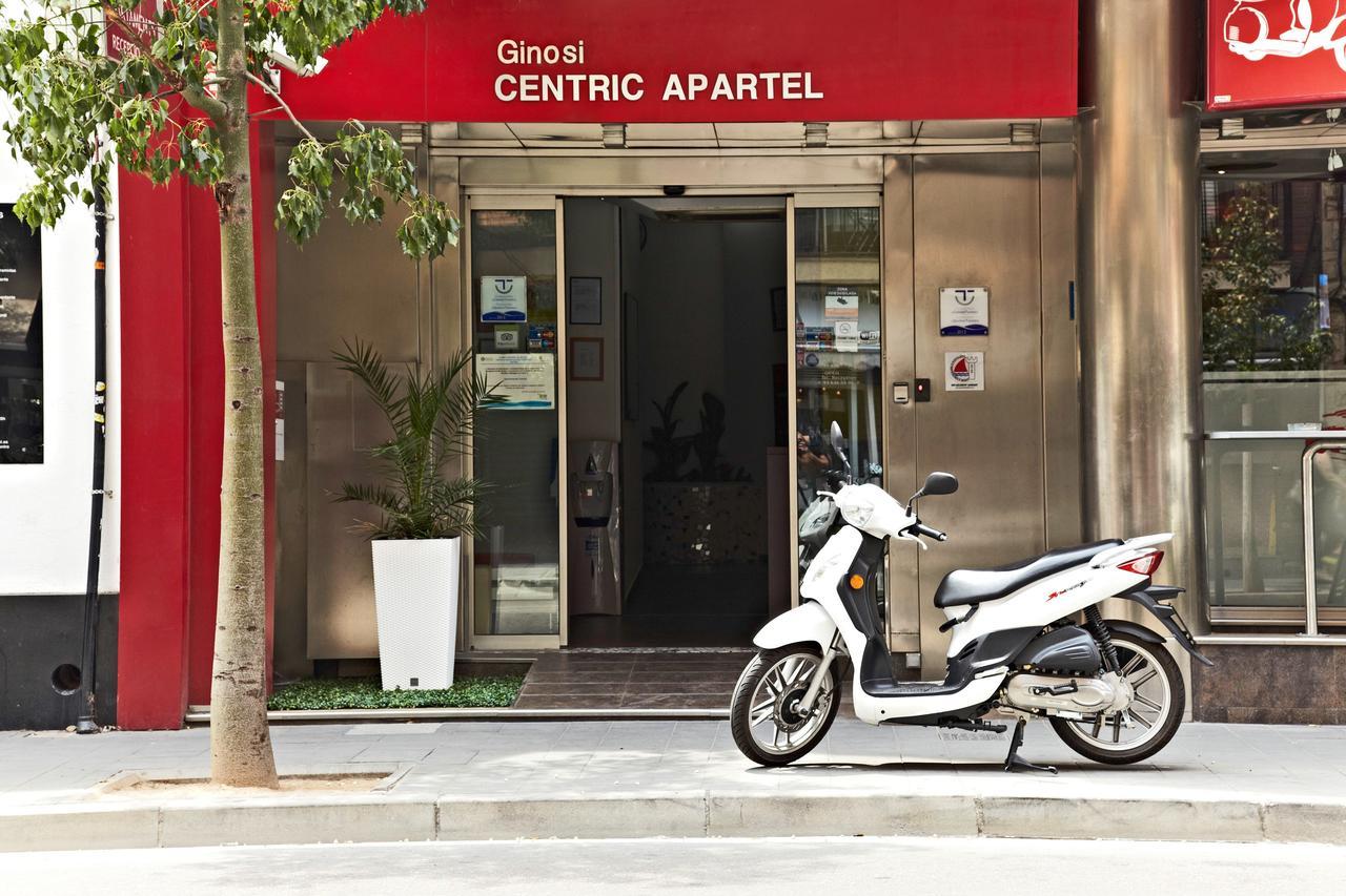 Ginosi Basics Centric Apartel Castelldefels Extérieur photo
